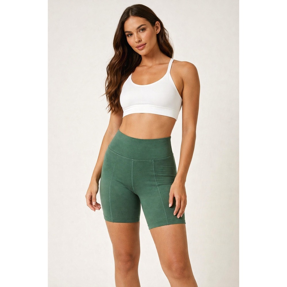 NIA NWT Butter Soft Leggings Shorts Size M‎ Green Stretch Cotton XS